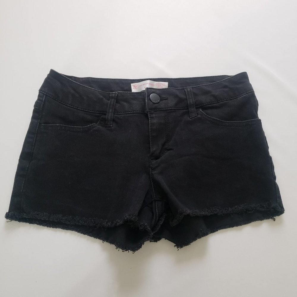 No Boundaries, Black Denim Frayed Shorts, Juniors Size 9